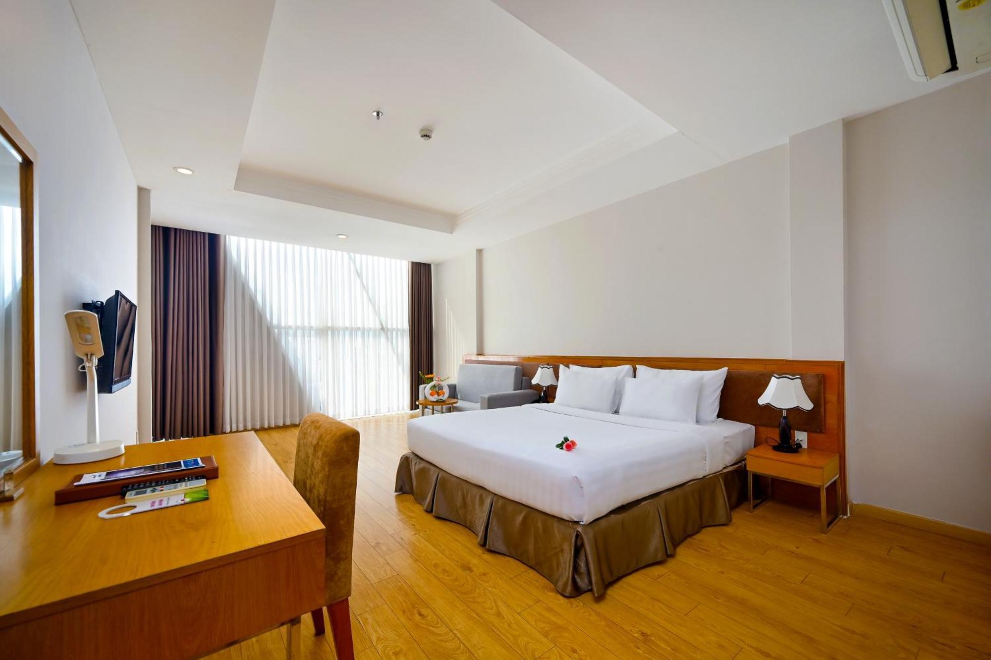 Ttc Hotel Deluxe Airport Hô Chi Minh-Ville Extérieur photo