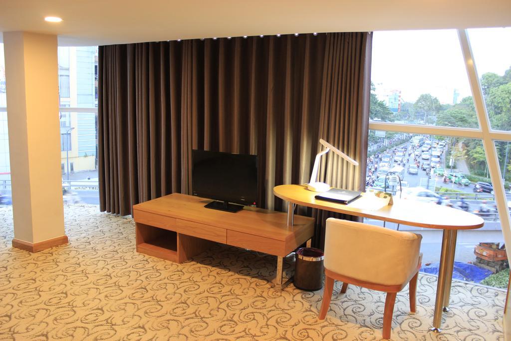 Ttc Hotel Deluxe Airport Hô Chi Minh-Ville Extérieur photo